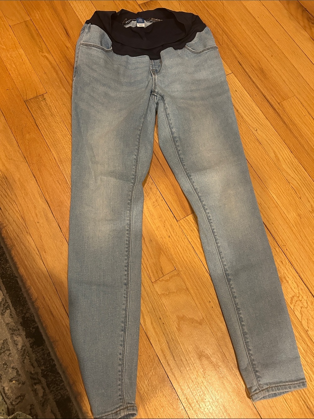 Old Navy WOW Skinny Maternity Light Wash Blue Jeans